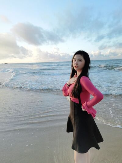 YangQingxue's hot photo – thumbnail