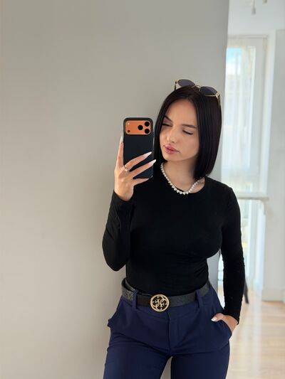 LaylaWoodss Gallery Image 24