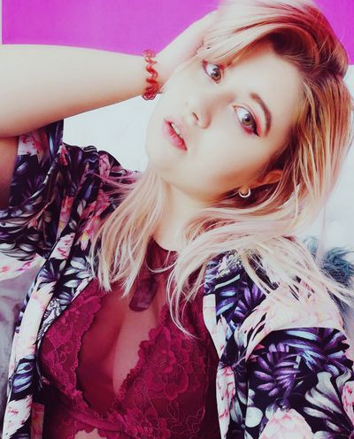 SyndraLyon's hot photo – thumbnail