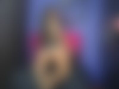 FranchescaSwitch's hot photo – thumbnail