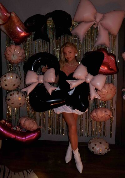 SashaHardys Gallery Image 23 SashaHardys Gallery Image 23