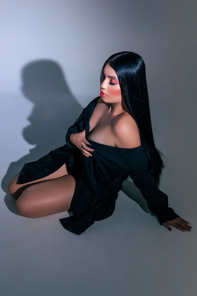 NaomiSanz Gallery Image 6