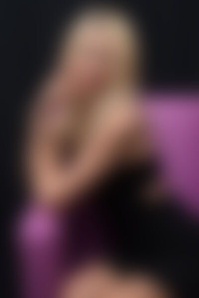 biancawhite's hot photo – thumbnail
