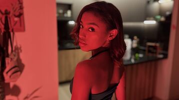 HannaOlssom Gallery Image 1