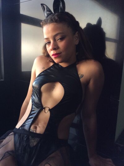 DakothaLess's hot photo – thumbnail