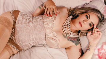 VickyAndrews Gallery Image 18