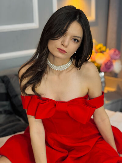 AsterQuinn's hot photo – thumbnail