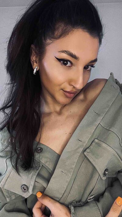 TayaAlana Gallery Image 5