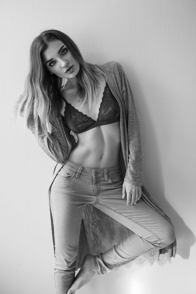 AmillyStar Gallery Image 10