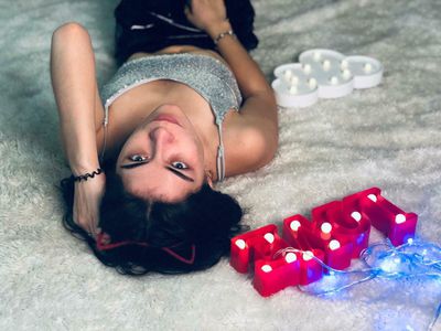 TroubleBubble's hot photo – thumbnail