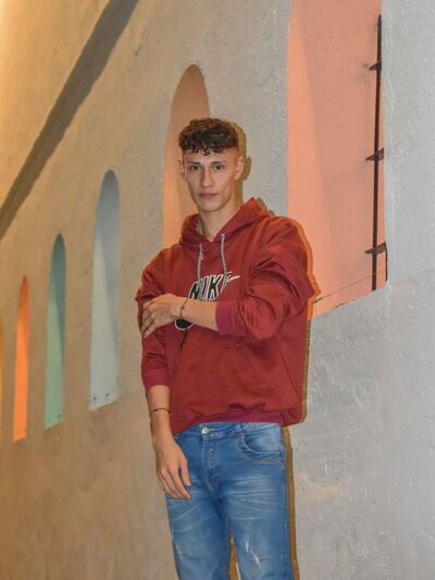 JakeMiIller's hot photo – thumbnail