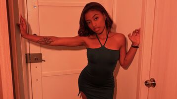 HannaOlssom Gallery Image 3